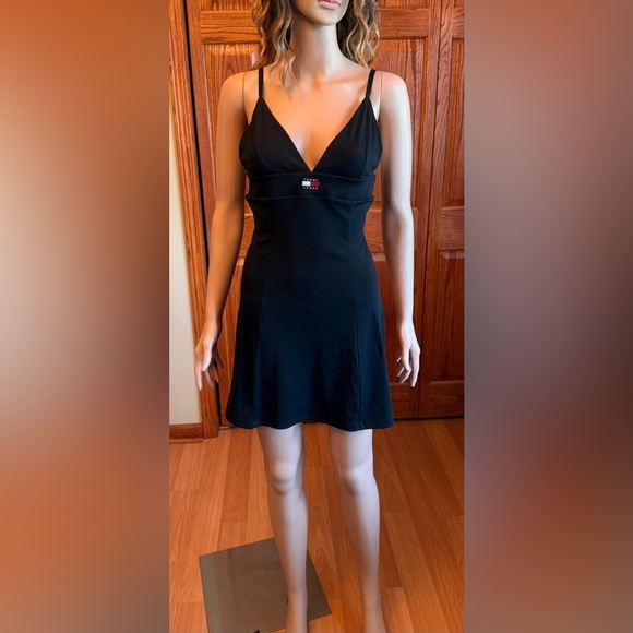 Tommy Jeans Badge Mini Black Dress V-Neck Polyester Spaghetti Straps Medium - Picture 1 of 16